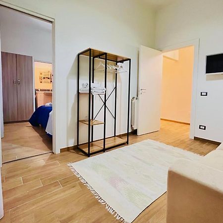 Отель Bed Boutique Napoli Colors Экстерьер фото