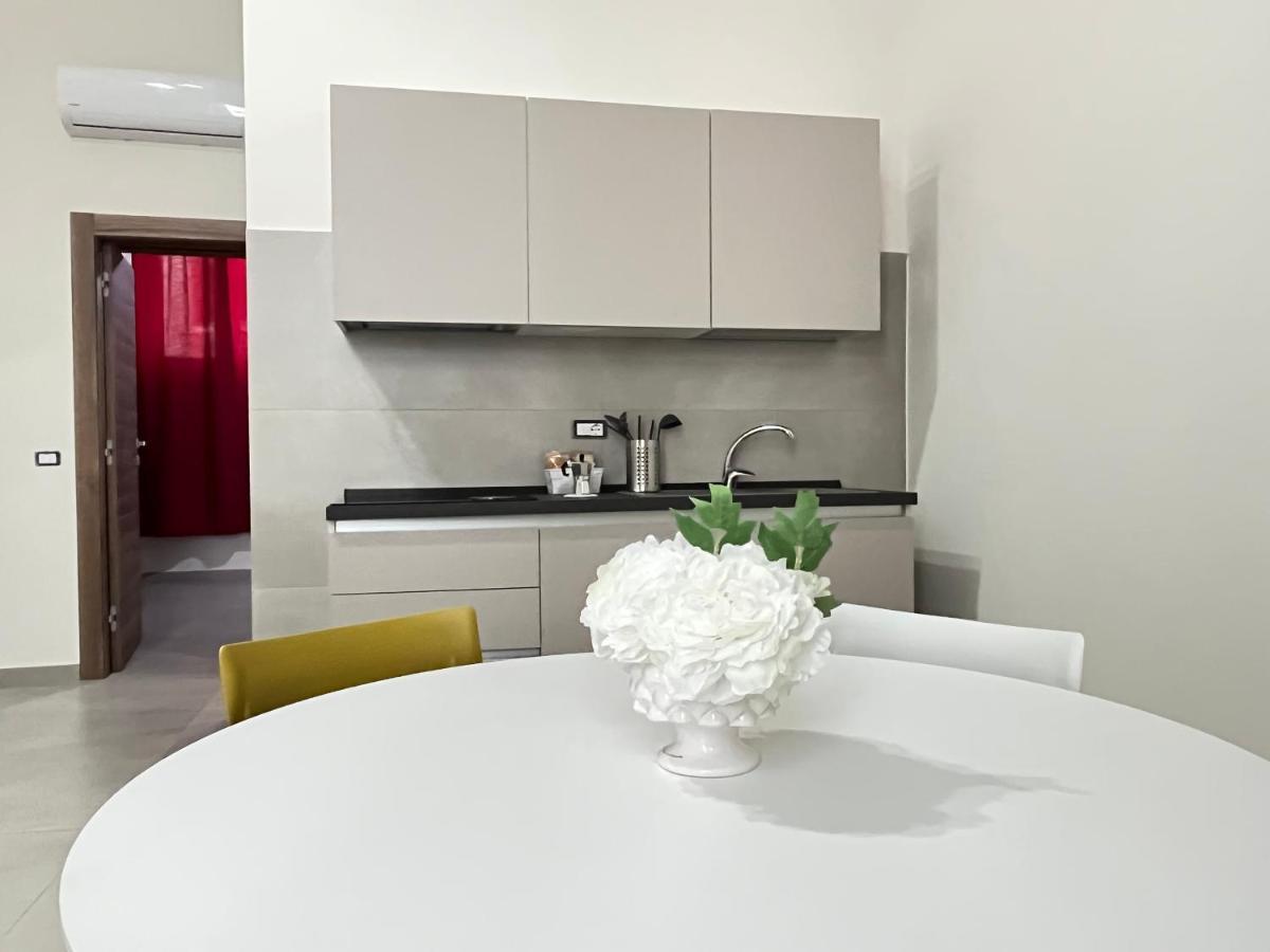Отель Bed Boutique Napoli Colors Экстерьер фото