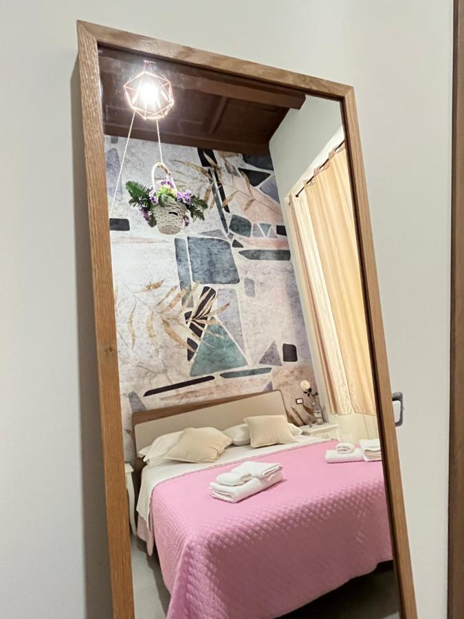 Отель Bed Boutique Napoli Colors Экстерьер фото