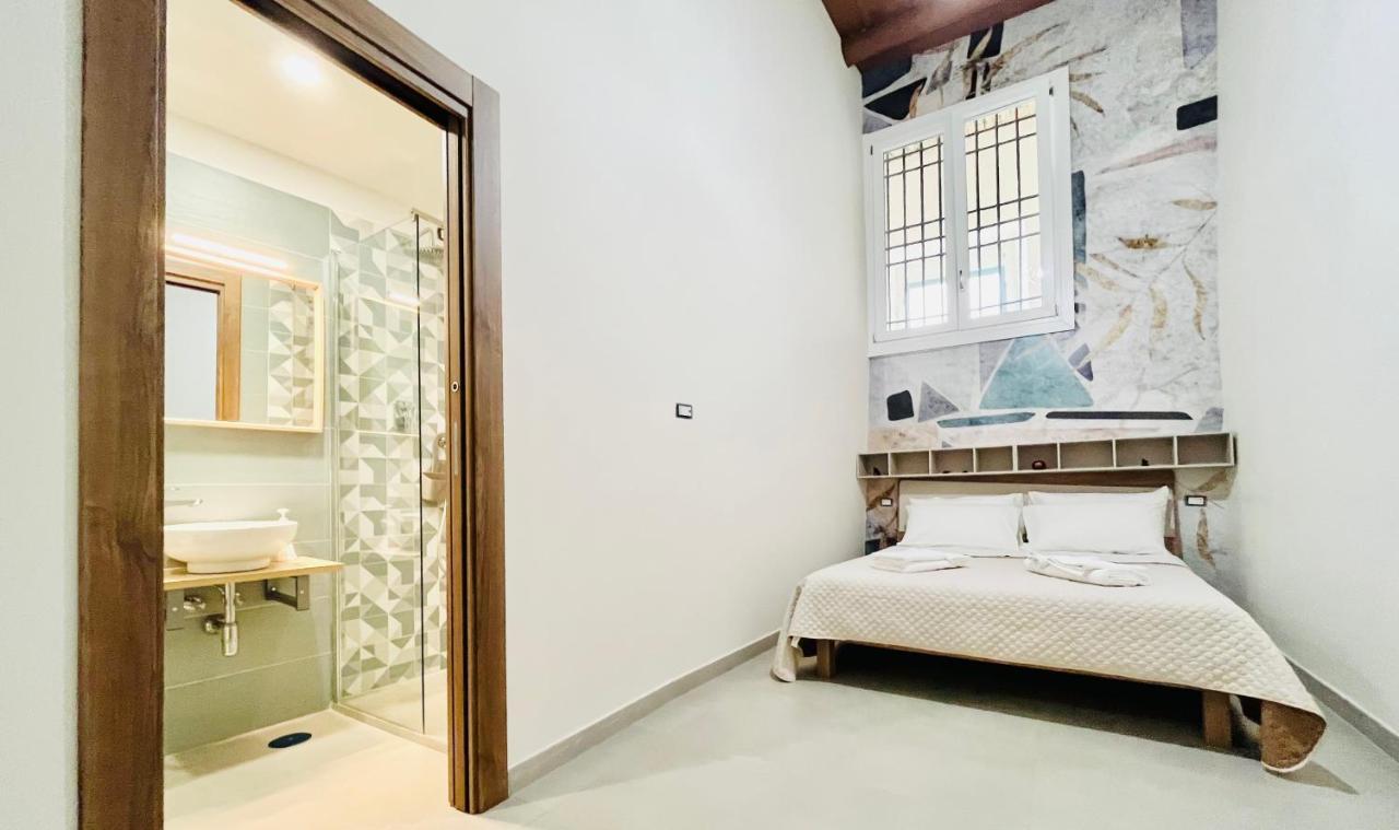 Отель Bed Boutique Napoli Colors Экстерьер фото