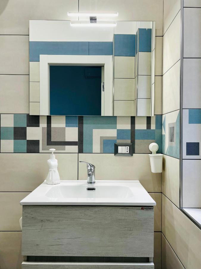Отель Bed Boutique Napoli Colors Экстерьер фото