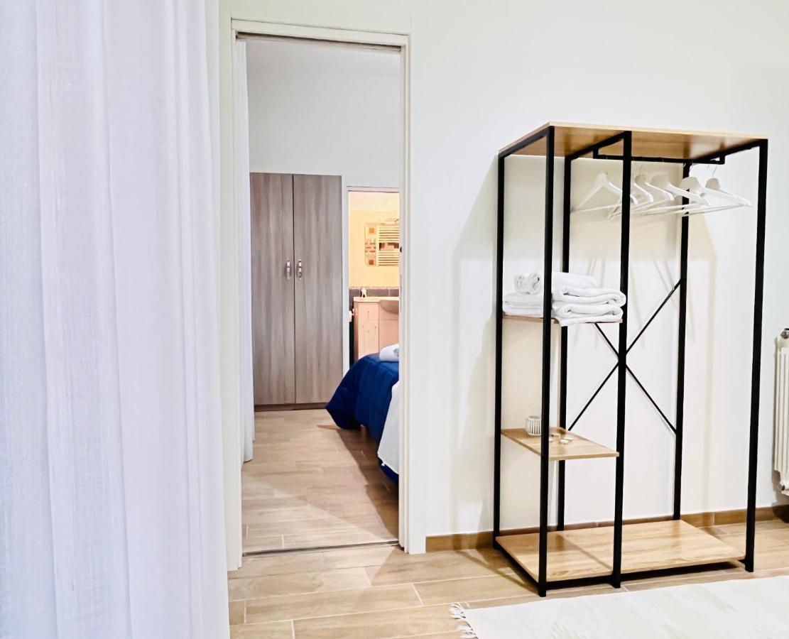 Отель Bed Boutique Napoli Colors Экстерьер фото