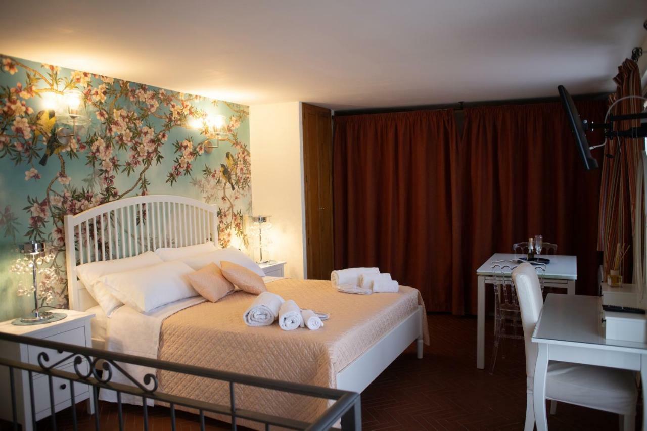 Отель Bed Boutique Napoli Colors Экстерьер фото