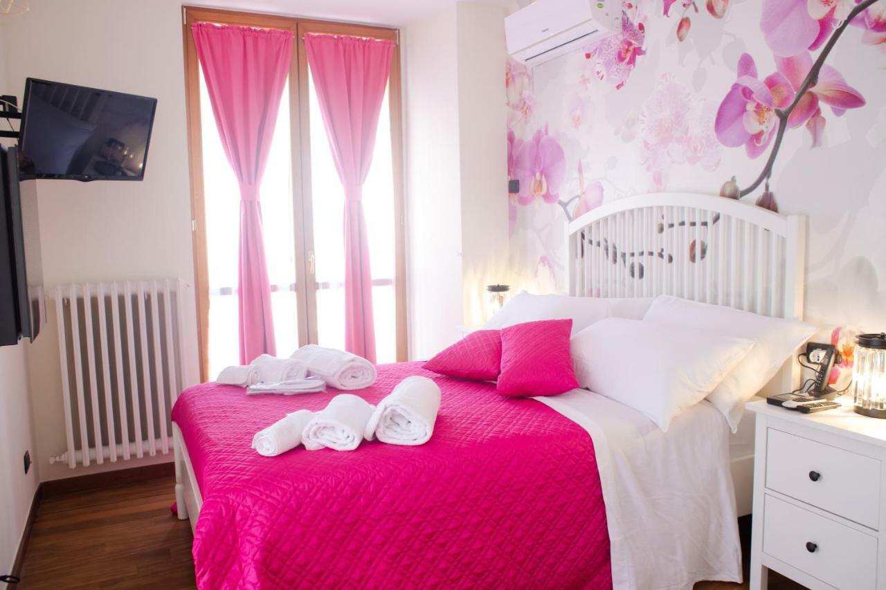 Отель Bed Boutique Napoli Colors Экстерьер фото